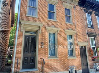 166 E Pomfret St, Carlisle, PA 17013