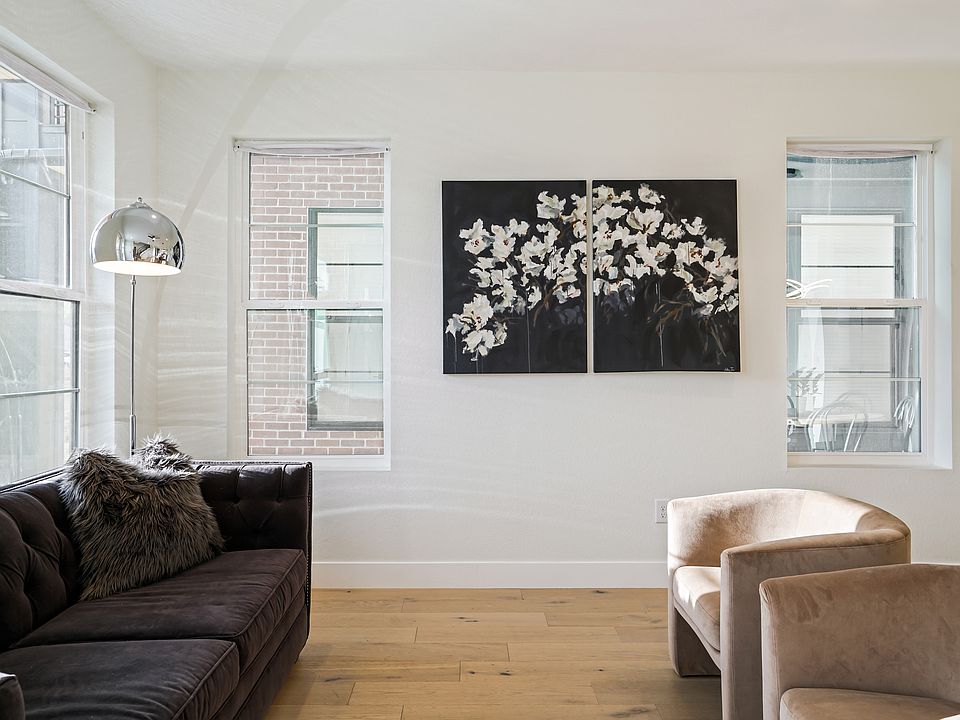 Main Level - Living Area