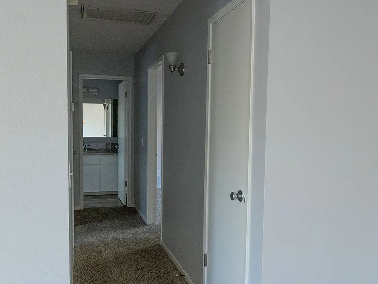 434 W Stuart Ave #2 — Photo 8