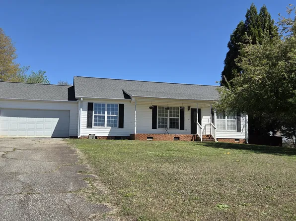 169 Beaver Creek Dr, Chesnee, SC 29323