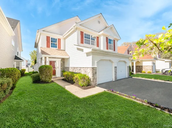 15 Sophia Drive, Middle Island, NY 11953