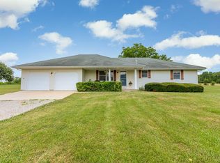 30302 Peach Blossom Ln, Lebanon, MO 65536