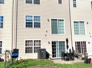 237 Whitley Dr, Chambersburg, PA 17201