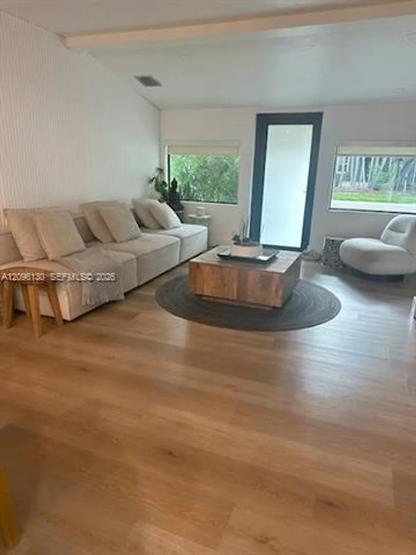 4385 SW 13th St # 4385, Miami, FL 33134 — Photo 3
