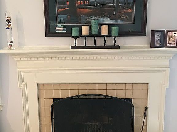 4th image of 411 Ivy St