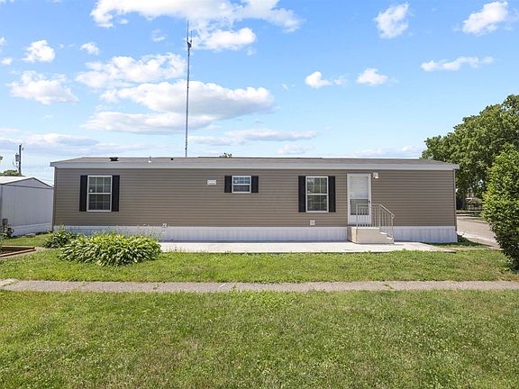 2nd image of 783 Ronnie Ln