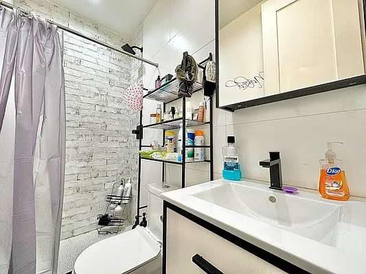 Rented by Doorway NYC, LLC | media 8