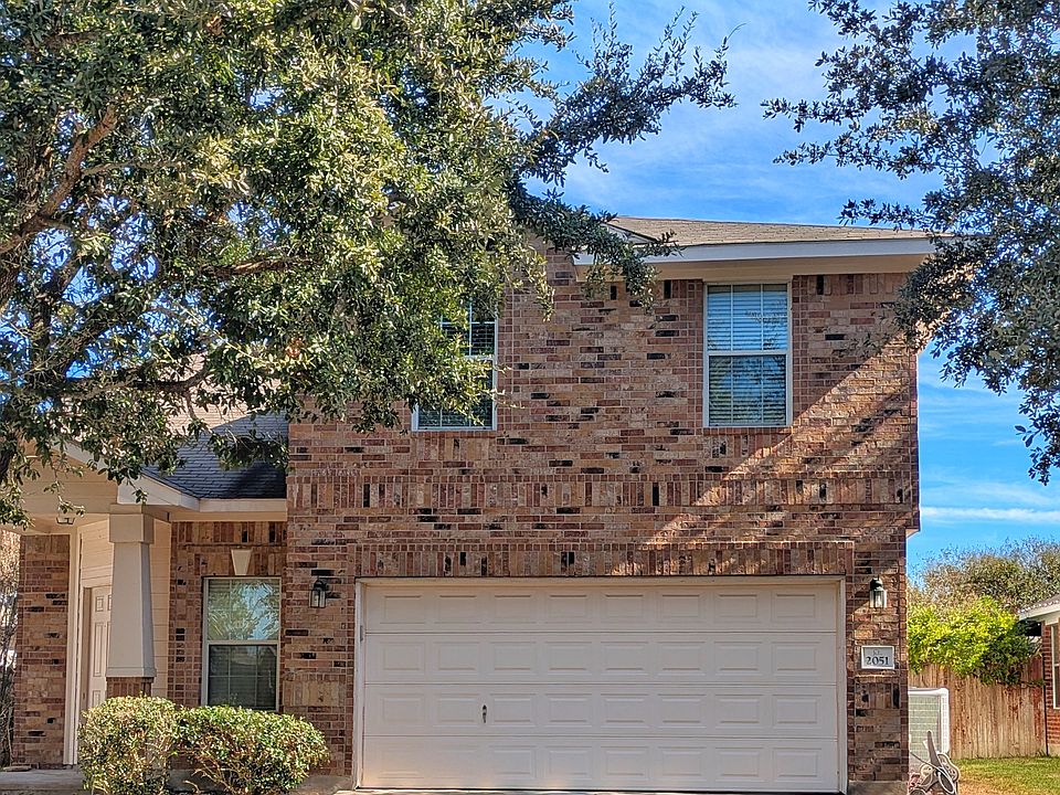 1st image of 2051 Cambria Dr