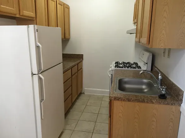 1130 Parkerapartment, Detroit, MI
