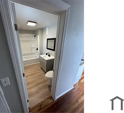 3 bed, $2,000 — Photo 2