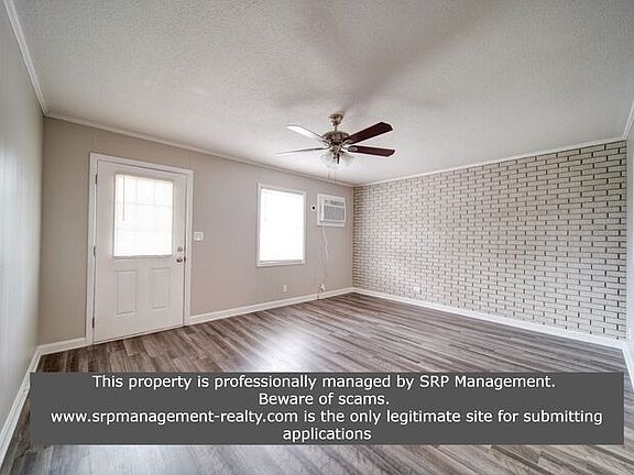 3rd image of 584 Mason St