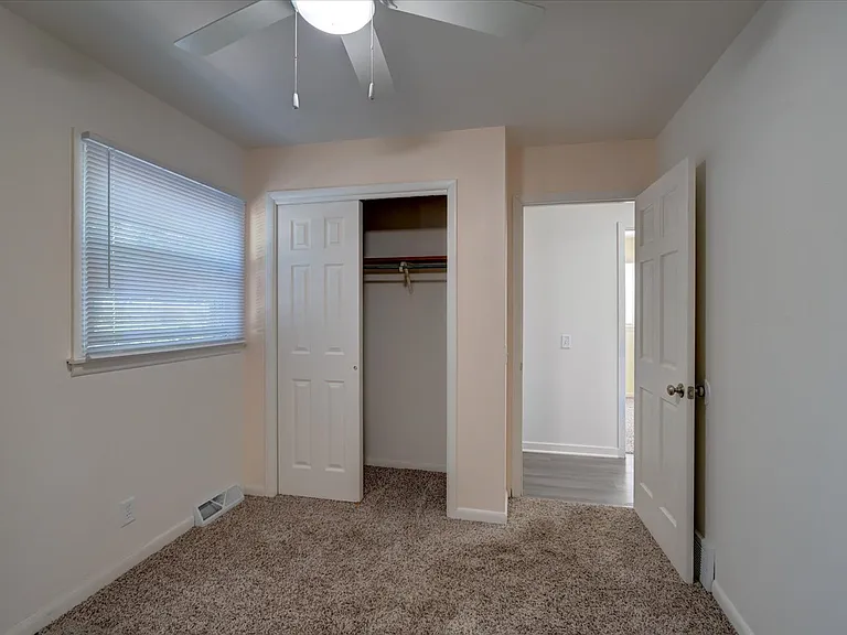 1906 Lake Point Dr #3 — Photo 14