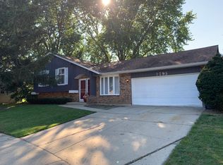 1795 Devonshire Ct, Elgin, IL 60123