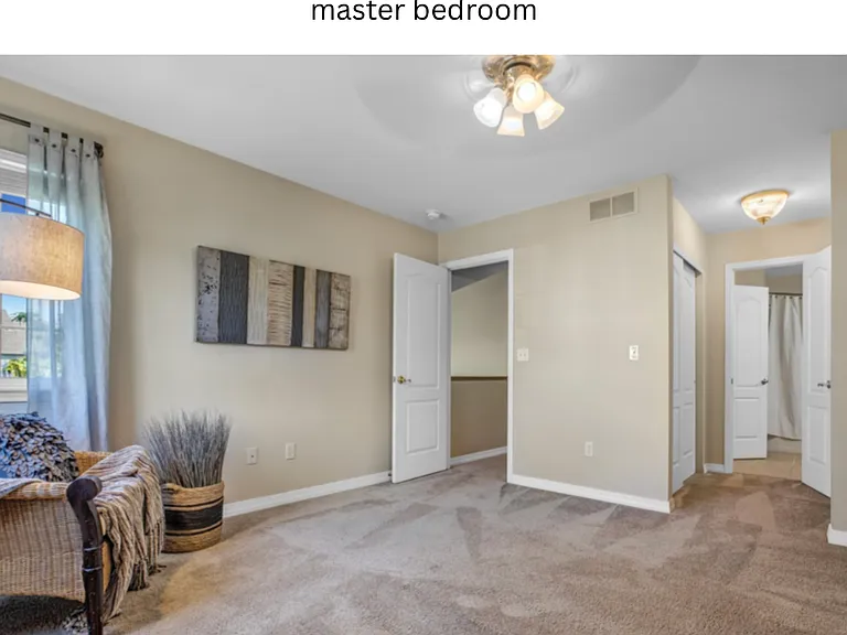 Master bedroom/photo taken before we moved in
