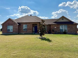 7341 Sandstone Dr, Sanger, TX 76266