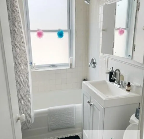 916-20 Greenbay Rd #918-3J — Photo 3