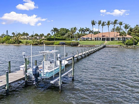 4th image of 1771 SE Saint Lucie Boulevard