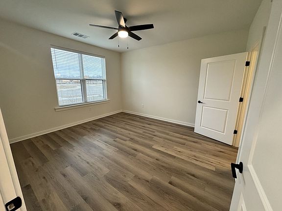 4th image of 860 Humphrey Way #3105