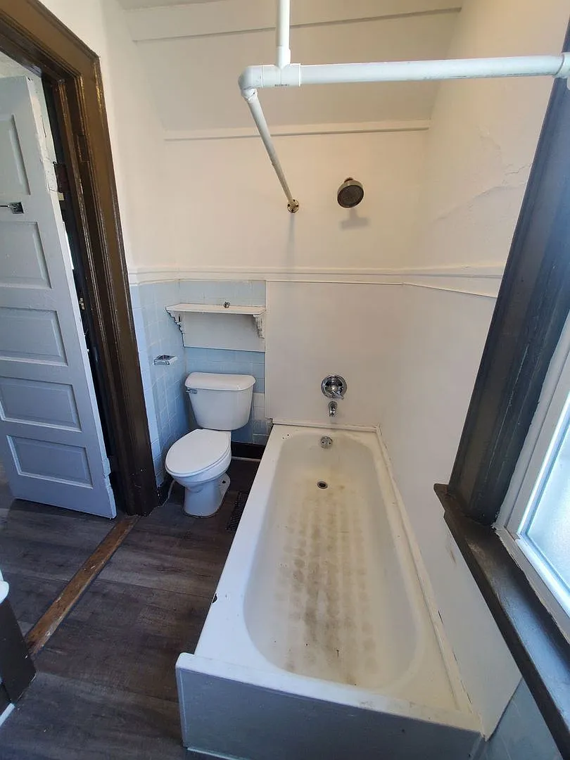 3237 N 34th St. (Duplex) — Photo 3