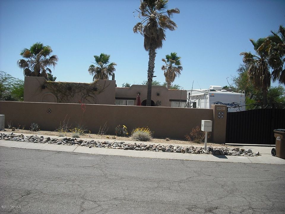 1st image of 3901 W Sunny Hills Pl