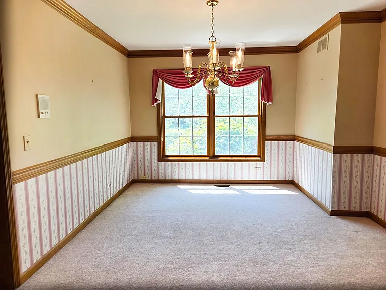 2286 Brookside Ln — Photo 7