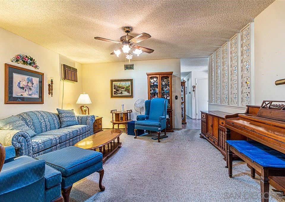 1st image of 2548 Crandall Dr