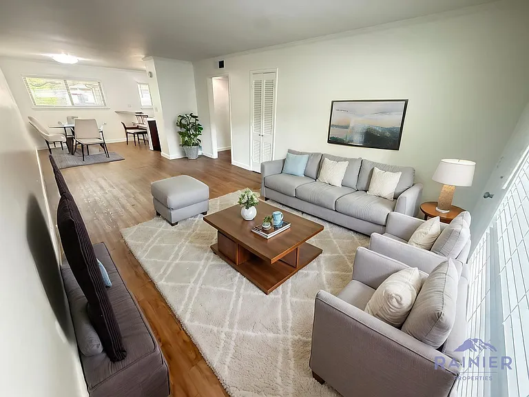 Lorrain Apartments — Photo 36