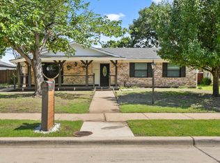 2795 Beechmont Dr, Dallas, TX 75228