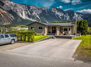 692 Summers St, Lillooet, BC V0K1V0