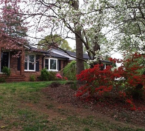 2nd image of 3724 Southwood Dr