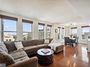 601 Pennsylvania Ave NW APT 1110, Washington, DC 20004