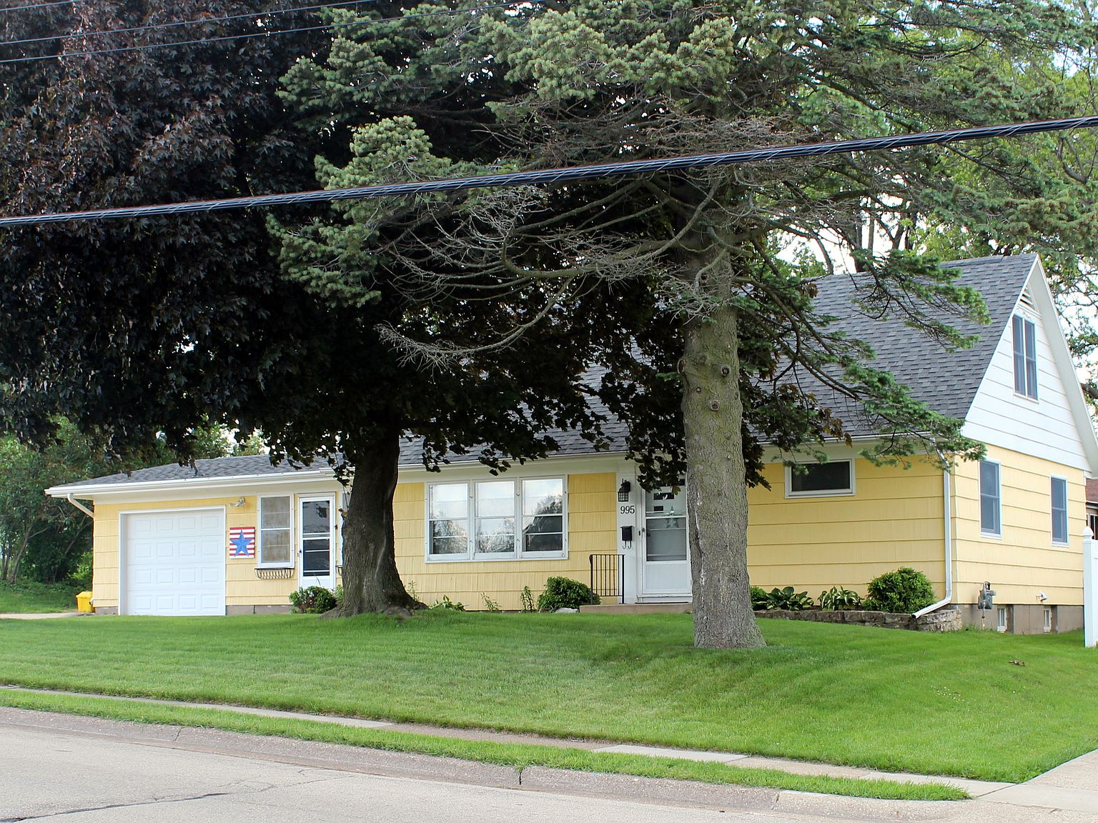 995 Kane St, Dubuque, IA 52001 Zillow