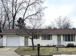 1159 Wilson Ct, Norton Shores, MI