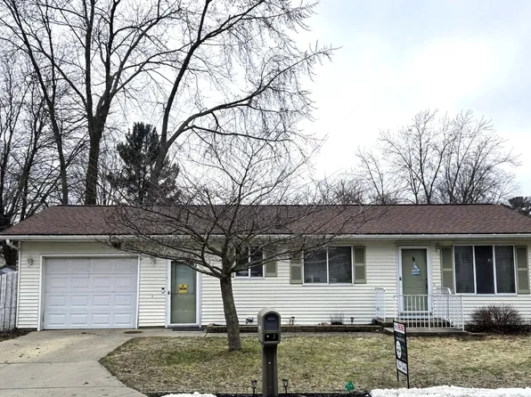 1159 Wilson Ct, Norton Shores, MI 49441