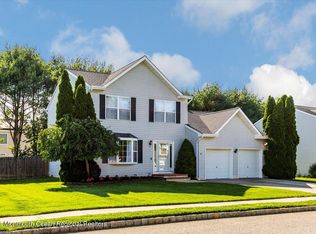 43 Brentwood Dr, Bayville, NJ