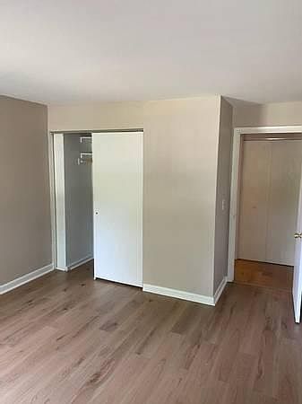 2nd image of 80 Simmons Rd APT B5