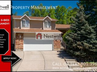 11675 S Eagle Bend Rd, Sandy, UT 84094