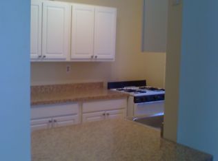 390 Madison Ave APT 9, Albany, NY 12210