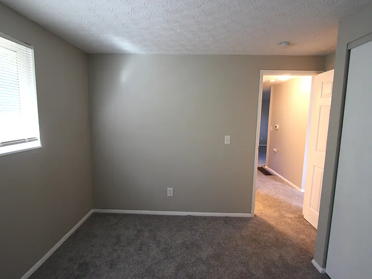 3411 Clarkston Ave — Photo 17