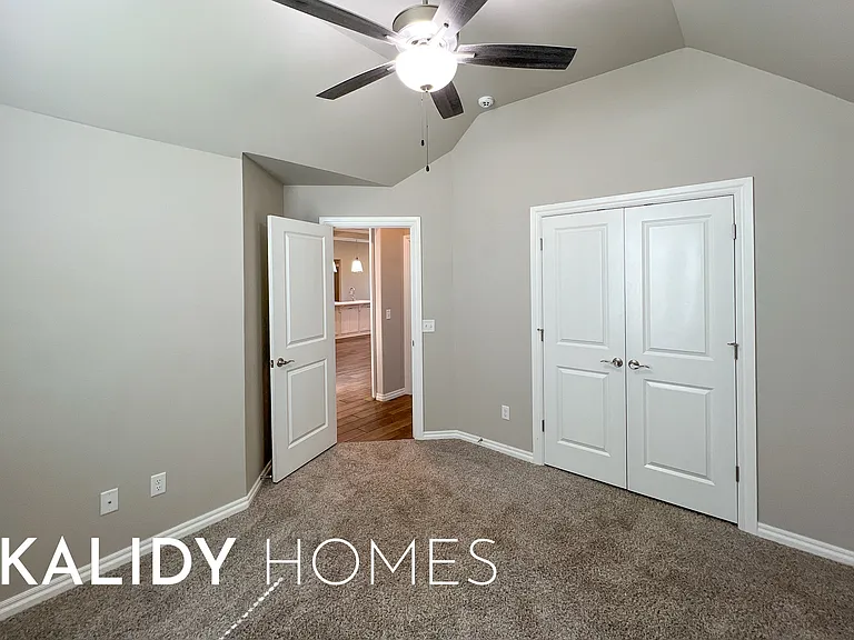 3324 Lola Ct — Photo 12