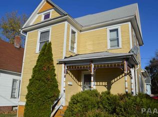 302 W Calhoun St, Macomb, IL 61455