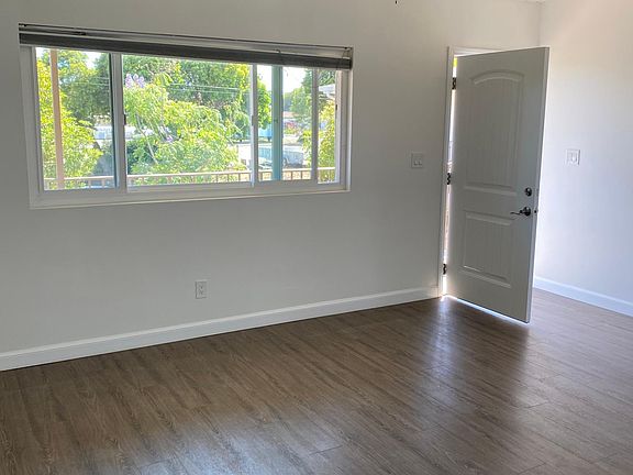 2nd image of 806 N Nopal St #G