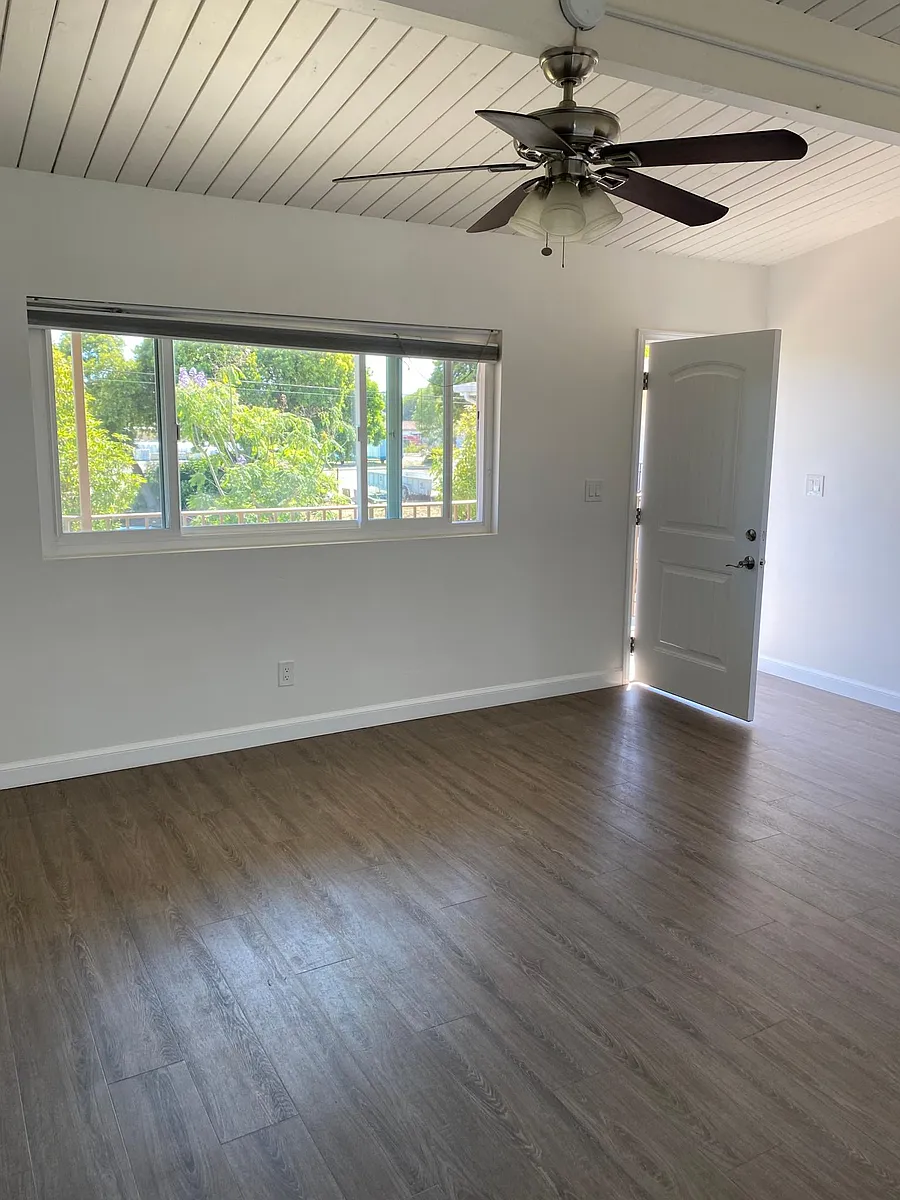 Photo 2 of 18 - 806 N Nopal St #G - Santa Barbara, CA Building Photo - 806 N Nopal St #G