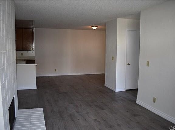 4th image of 23617 Golden Springs Dr #K-2