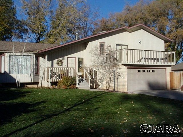 1st image of 3241 Northridge Dr
