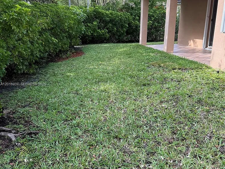 449 Silver Palm Way — Photo 16
