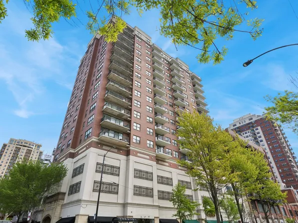 5 E 14th Pl APT 801, Chicago, IL 60605