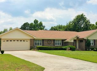 114 Huntington Pl, Bonaire, GA