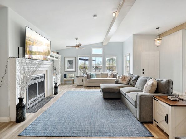 Lakeshore Gardens Carlsbad Lease: Discover Your Dream Home