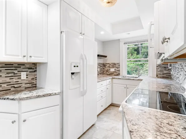173 Brimbal Ave #2, Beverly, MA 01915